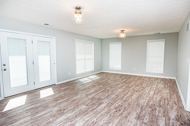 Building Photo - 506 Eagle Pointe Dr