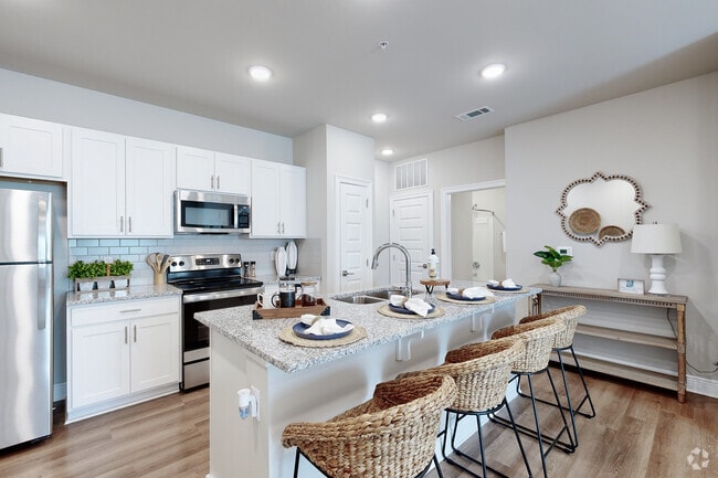 The Rousseau: 1BR, 1BA - Kitchen - The Hangar
