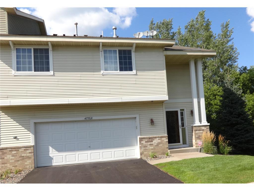 Foto principal - 4770 Underwood Ln N