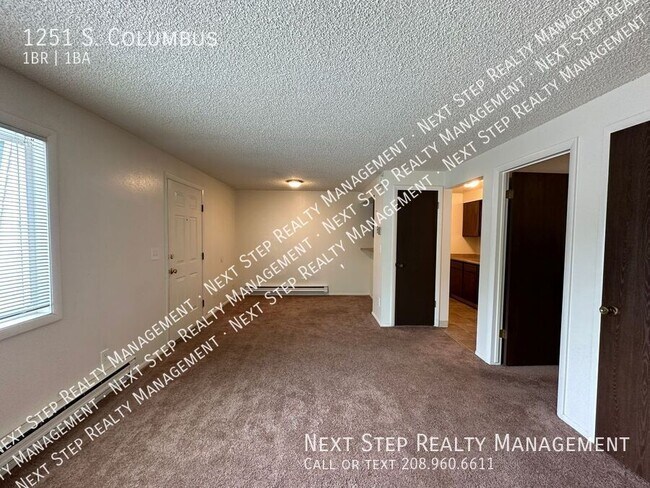 Foto del edificio - 1251 S. Columbus-