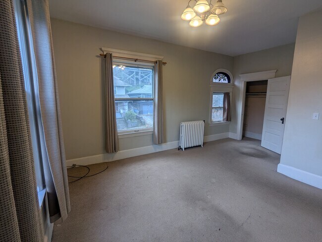 Sala de estar - 1435 SW Harrison St