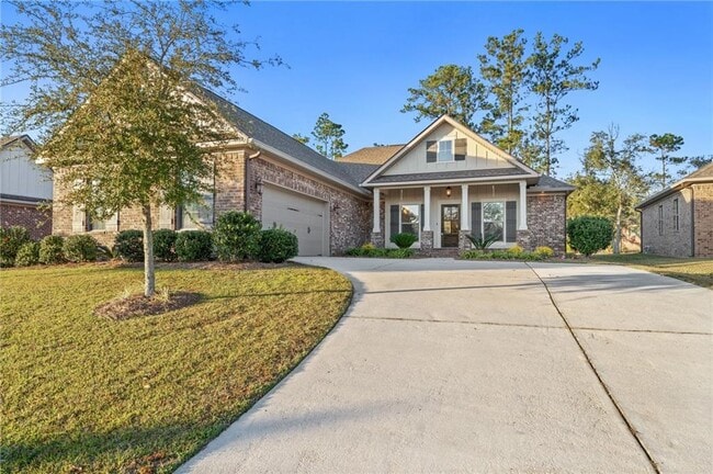 Foto del edificio - 7817 Hemlock St
