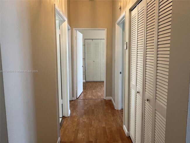 Foto del edificio - 7640 SW 153rd Ct