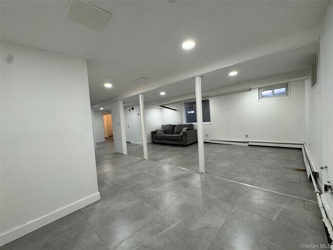Foto del edificio - 267 Plainfield Ave