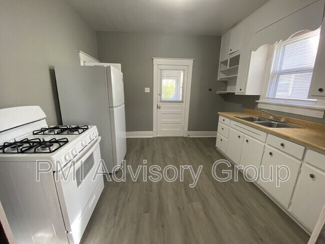 Foto del edificio - 710 SW Jewell Ave