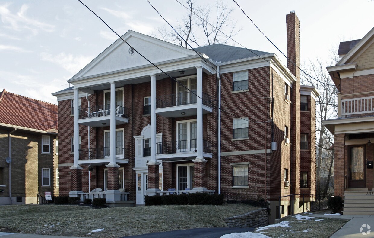 Foto principal - 3536 Stettinius Ave