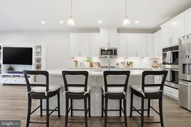 Foto del edificio - 60 Pratt Ln