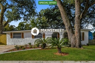 Building Photo - 335 Bonnlyn Dr