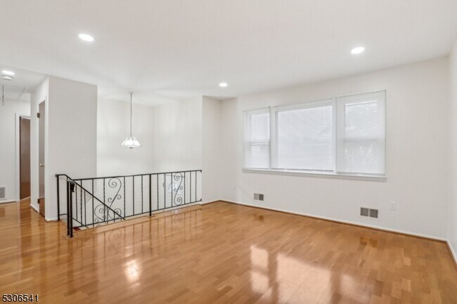 Foto del edificio - 920 Everts Ave