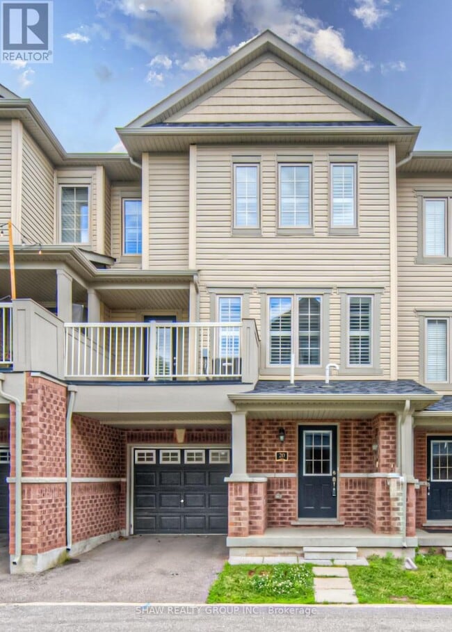 Building Photo - 420-420 Linden Dr