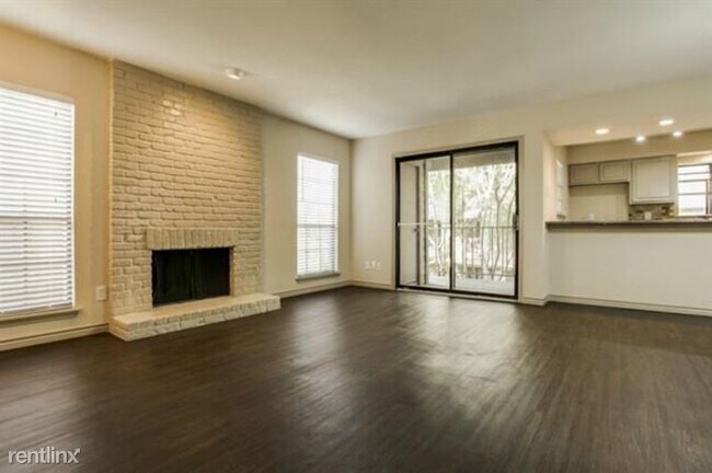 Building Photo - 15221 Berry Trail