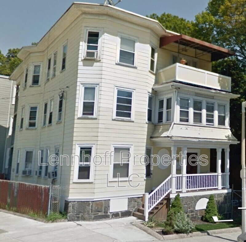 Foto del edificio - 4 Glenway St