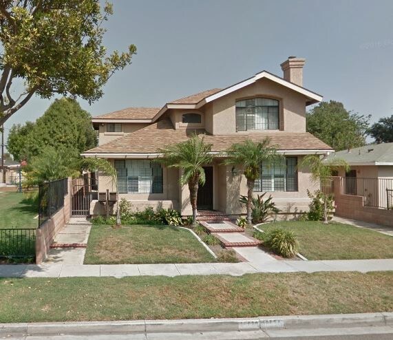 Foto principal - 10832 Pine St