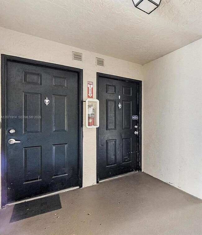 Foto del edificio - 9188 W Atlantic Blvd