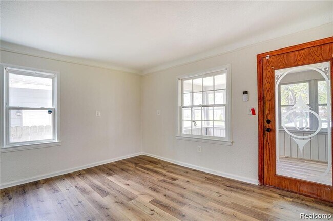 Foto del edificio - 1540 E Madge Ave