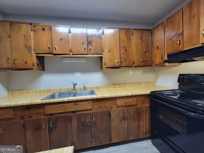 Foto del edificio - 422 GA Hwy 211