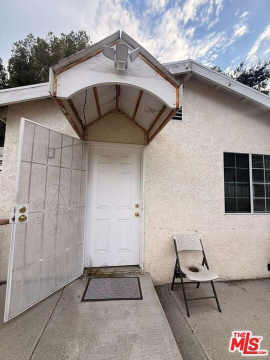 Building Photo - 3740 Mayfield Ave