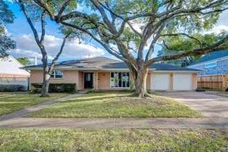 Building Photo - 5007 Cheena Dr