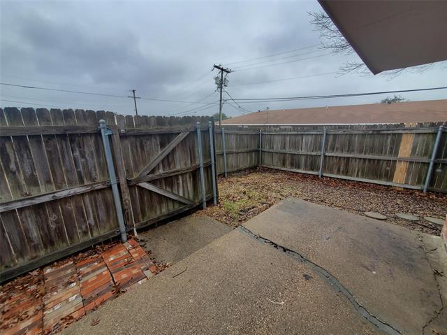 Foto del edificio - 708 Redbud Dr