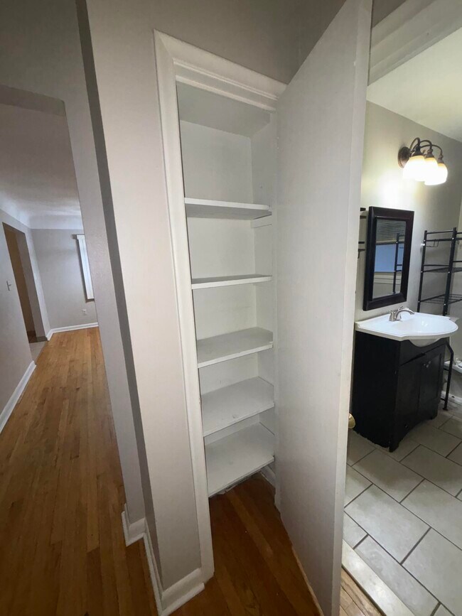 Foto del edificio - 12116 Columbia Ave