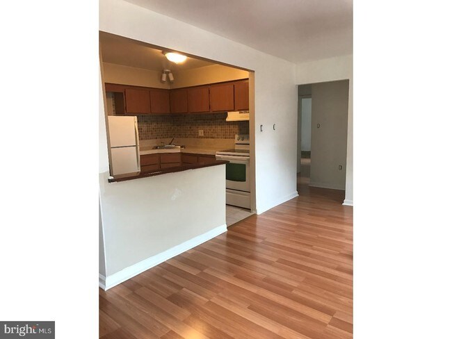 Building Photo - 512 Stidman Dr