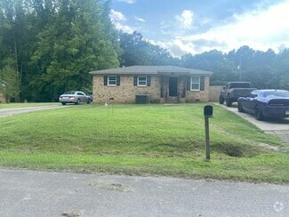 Building Photo - 2017 Garland Trail Ln