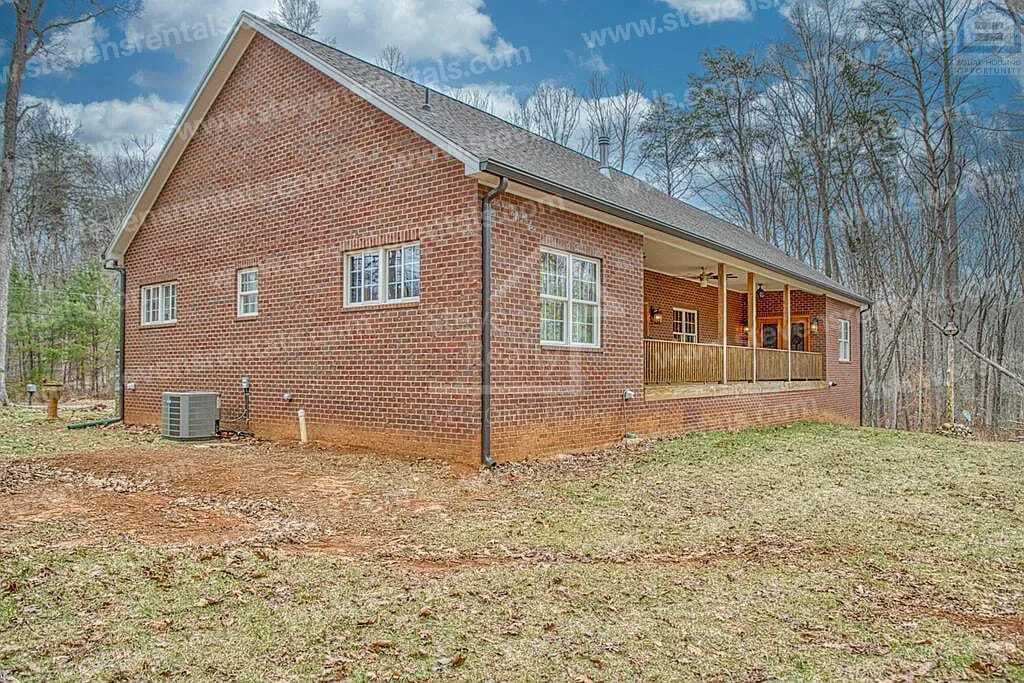 Primary Photo - Gorgeous Spacious Brick Home