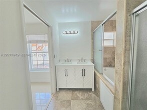 Building Photo - 4235 SW 143rd Ct
