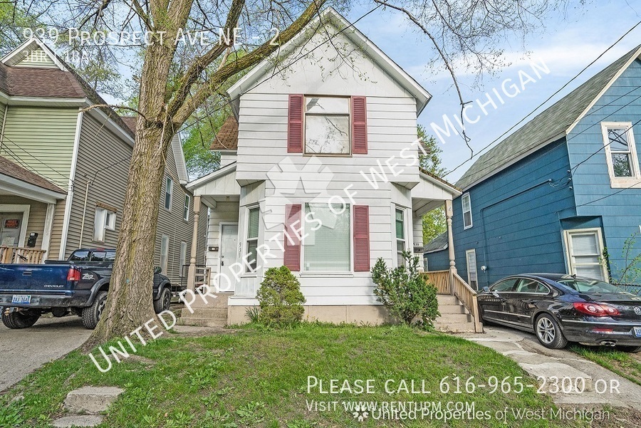 Primary Photo - Tours Estimated to Begin 2/7 | 3 Bedroom, ...