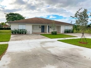 Building Photo - 10380 NW 10th Ave