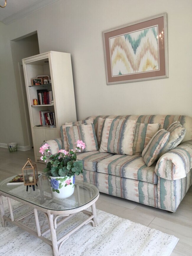 Building Photo - Furnished Safety Harbor Executive Home