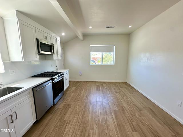 Building Photo - 10942 Nassau Ave