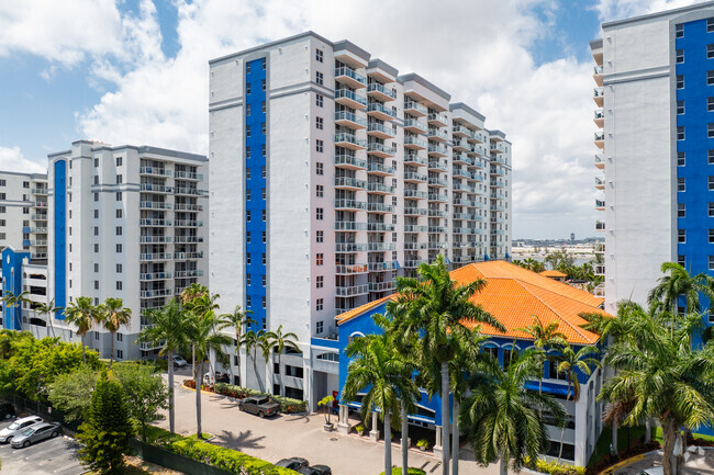 Building Photo - Blue Lagoon