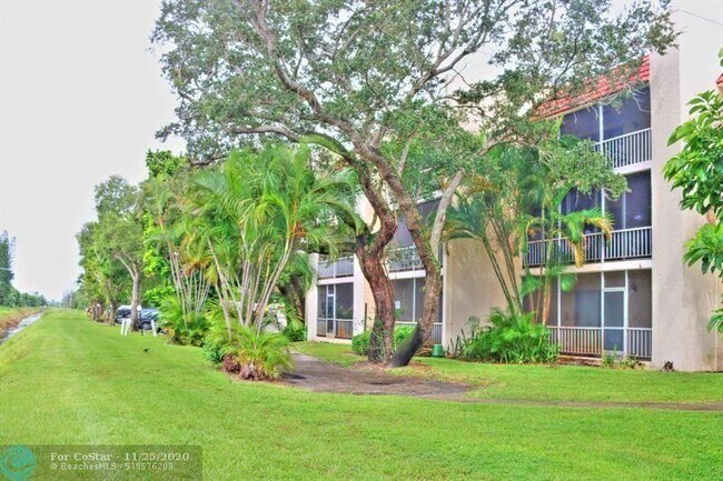 Foto del edificio - 634 NW 13th St