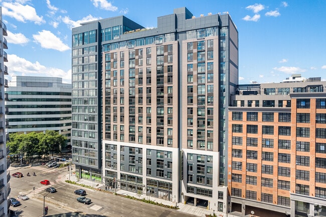 Building Photo - The Smyth