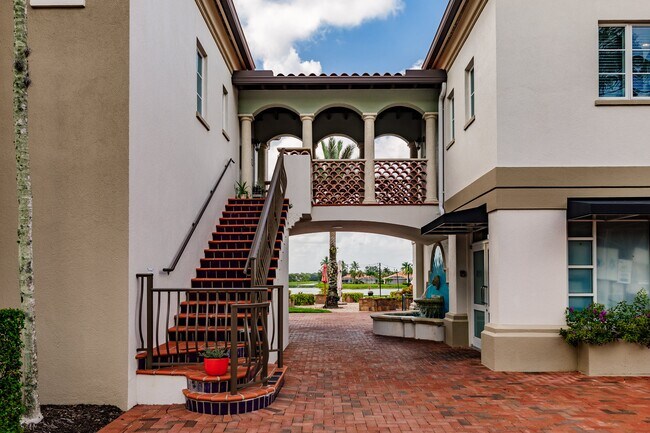Building Photo - 3150 Village Walk Cir