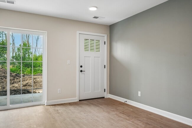 Building Photo - Marshview Apartments
