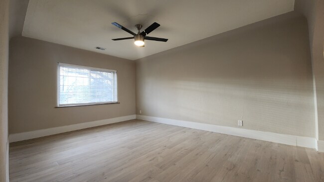 Foto del edificio - 4720 Donovan Ave