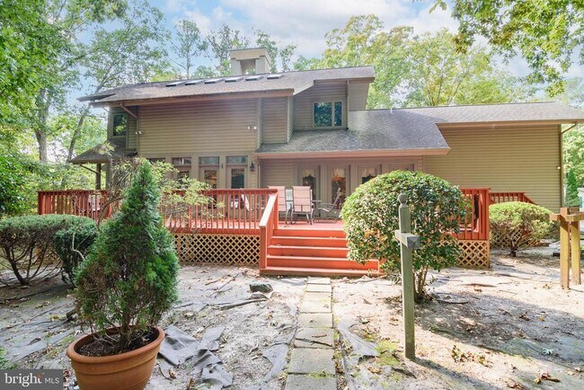Foto del edificio - 23615 Quail Hollow Cir