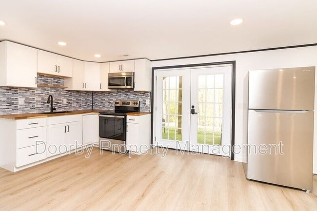 Building Photo - 1313 Timbercrest Ln