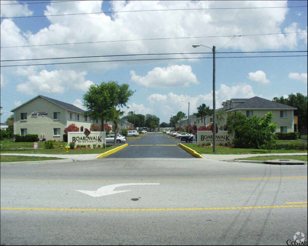 Primary Photo - Boardwalk Apartments