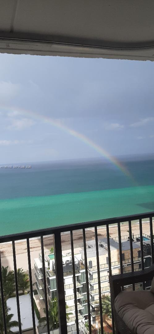 Foto del edificio - 2101 S Ocean Dr