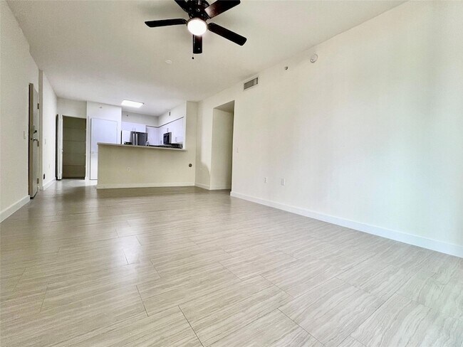 Foto del edificio - 601 NE 39th St