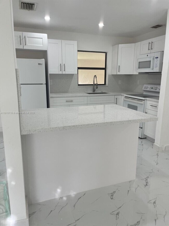 Foto del edificio - 2138 Amstead St