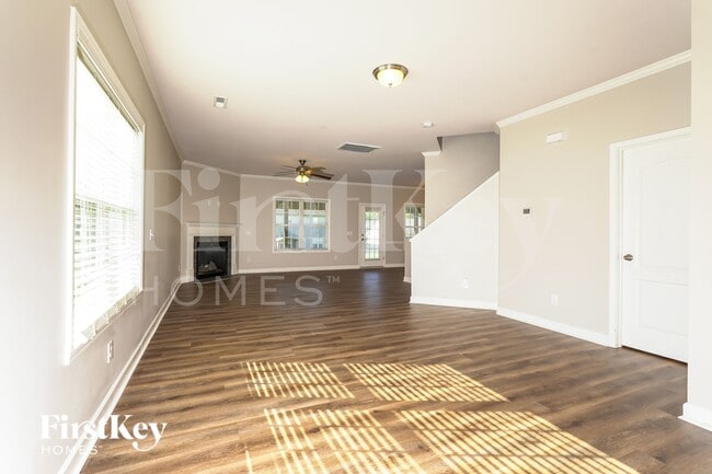 Building Photo - 111 Twisted Cypress Ln