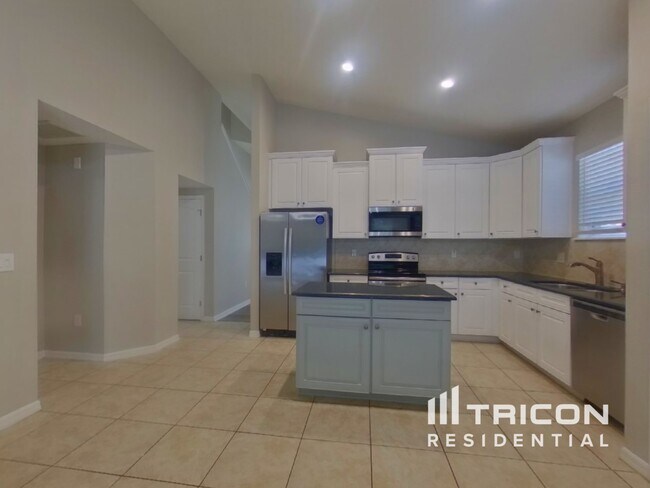 Building Photo - 11712 Colony Lakes Blvd