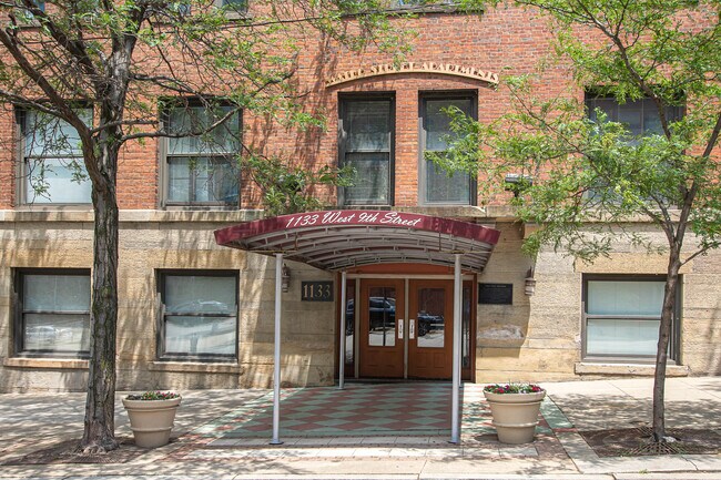Foto del edificio - 1133 W 9th St