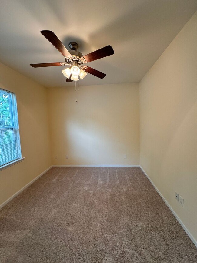 Foto del edificio - 4BR/3BA Home in Winding Walk