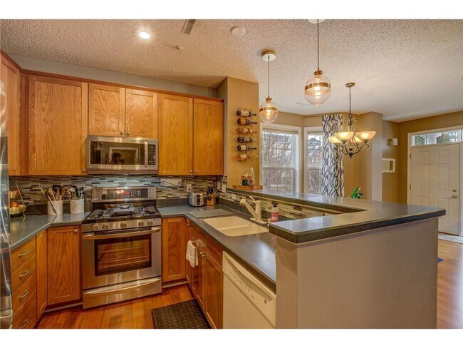 Foto del edificio - 1634 Woodlynn Ave