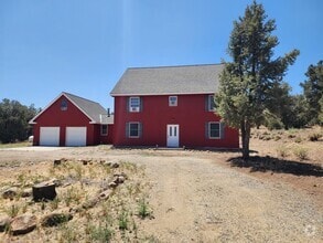 Building Photo - 2935 Jackrabbit Trail